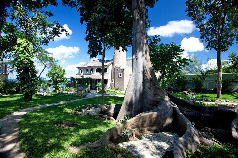 Hermosa Cove Villa Resort & Suites Очо Риос Екстериор снимка