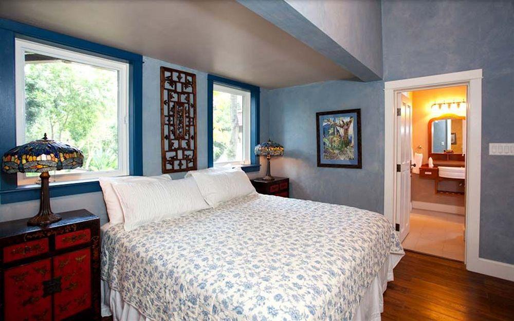 Hermosa Cove Villa Resort & Suites Очо Риос Екстериор снимка