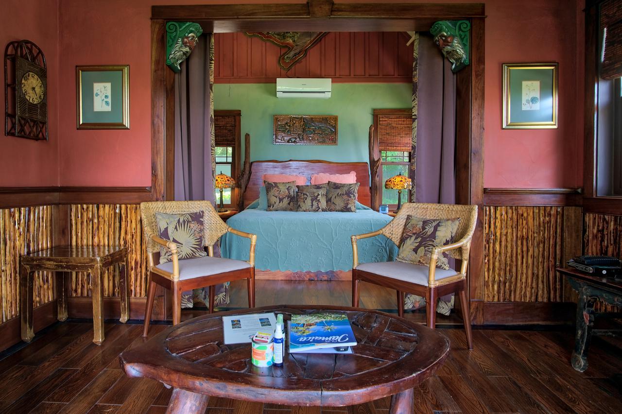 Hermosa Cove Villa Resort & Suites Очо Риос Екстериор снимка