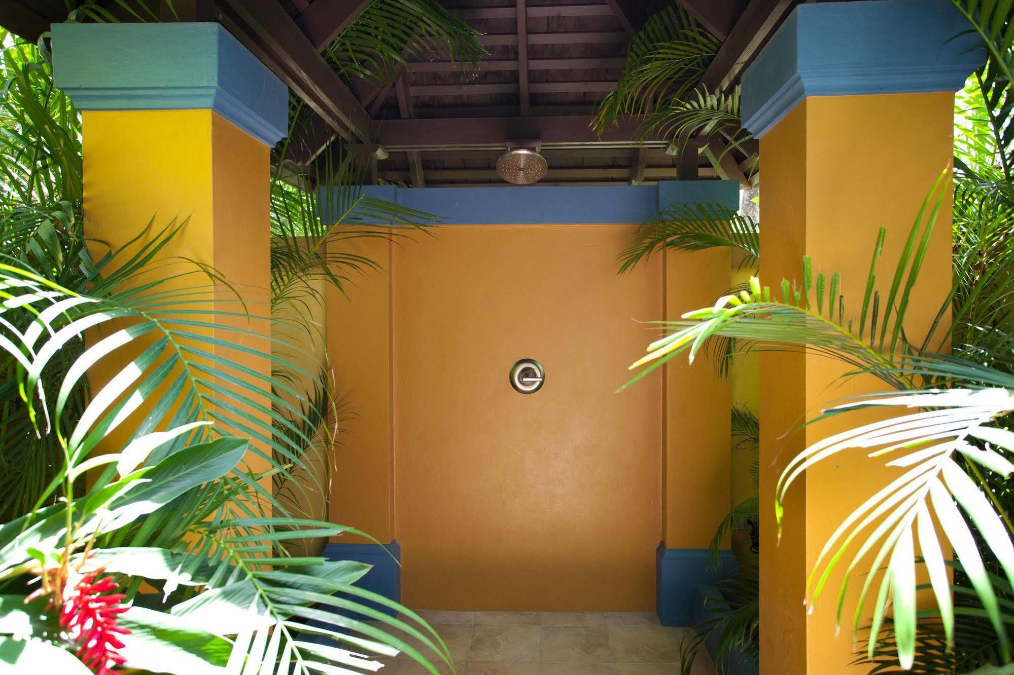 Hermosa Cove Villa Resort & Suites Очо Риос Екстериор снимка